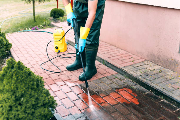 Best Commercial Pressure Washing  in Lakeview, WA
