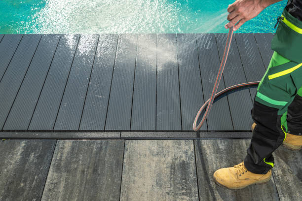 Best Sidewalk Pressure Washing  in Lakeview, WA